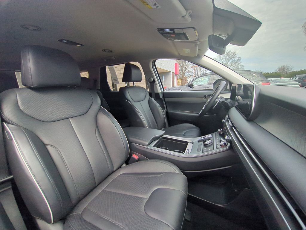 Thumbnail: 2025 Hyundai Palisade - 32