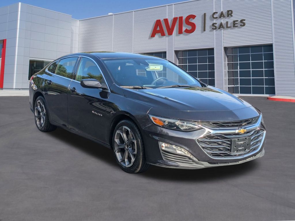 2023 Chevrolet Malibu 1LT photo 3