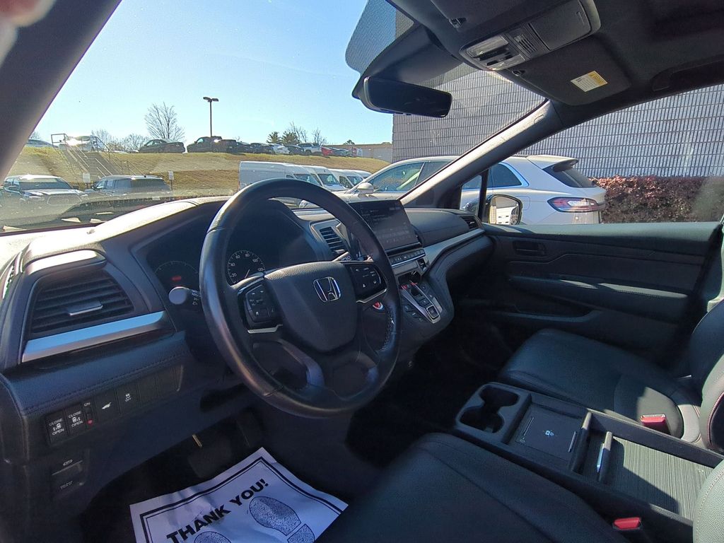 Thumbnail: 2025 Honda Odyssey - 12