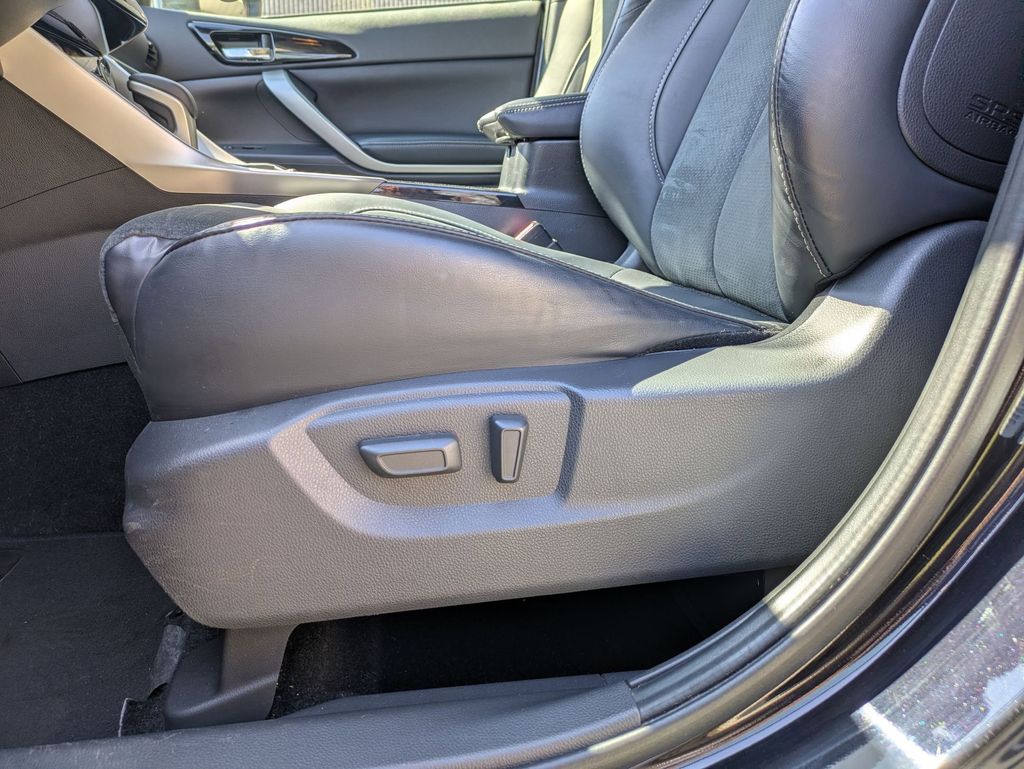 Thumbnail: 2025 Mitsubishi Eclipse Cross - 14