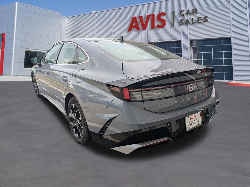 Thumbnail: 2025 Hyundai Sonata - 9