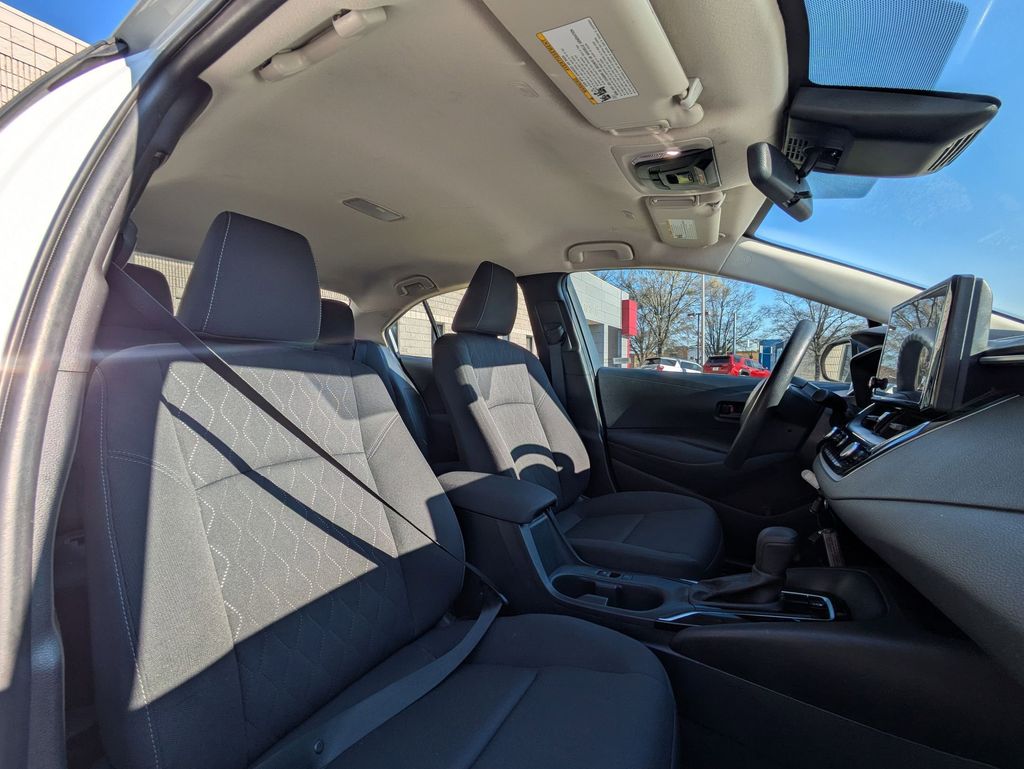 Thumbnail: 2024 Toyota Corolla - 30