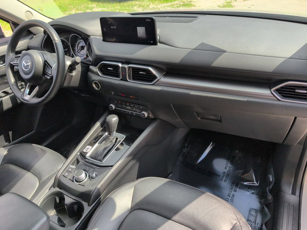 2025 Mazda CX-5 S Preferred package - Photo 31