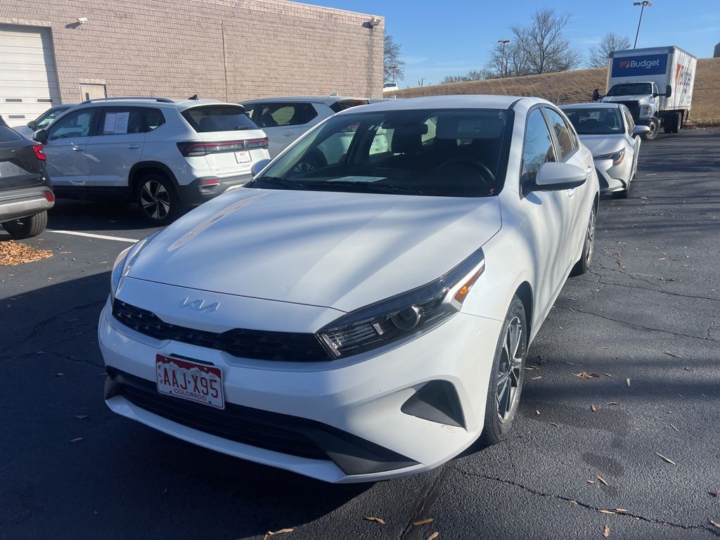 2024 Kia Forte LXS's photo