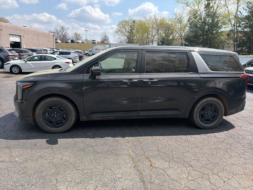 Thumbnail: 2025 Kia Carnival - 8