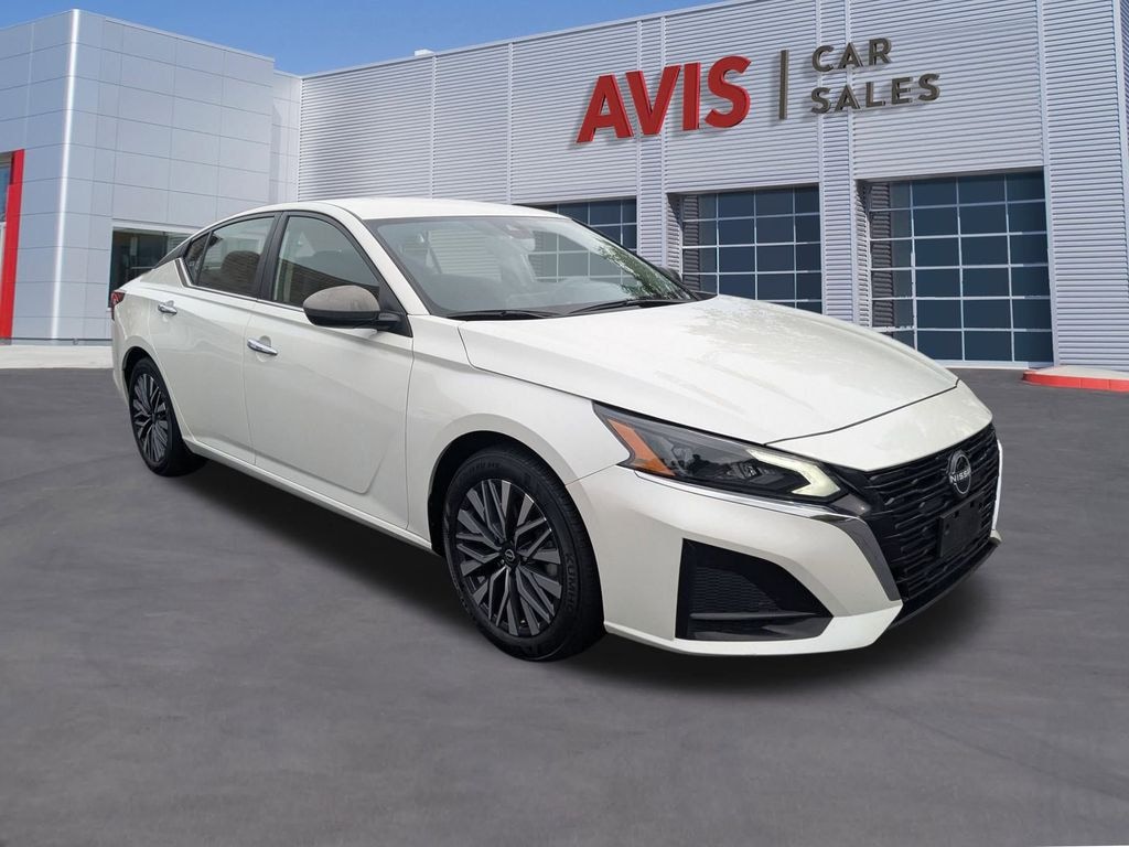 Certified 2024 Nissan Altima 2.5 SV Sedan
