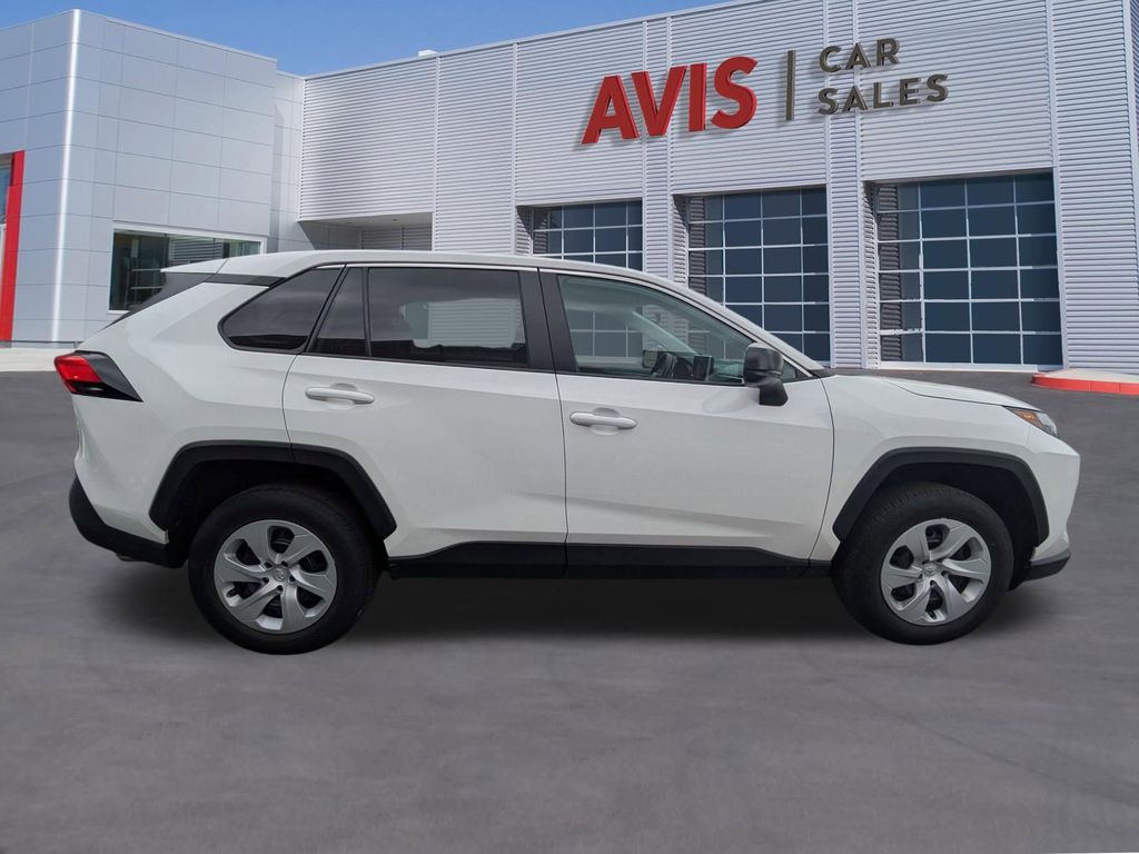 Thumbnail: 2025 Toyota RAV4 - 5