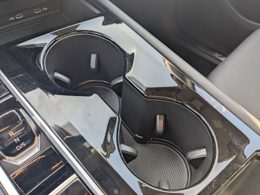 Thumbnail: 2025 Volkswagen Atlas - 19