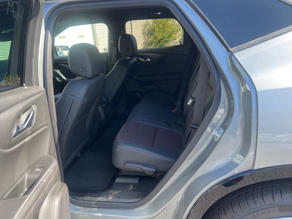 Thumbnail: 2025 Chevrolet Blazer - 8