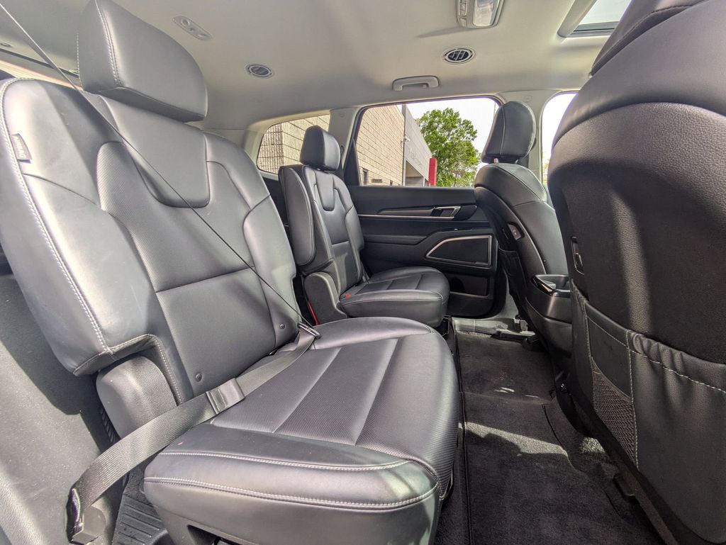 Thumbnail: 2025 Kia Telluride - 30