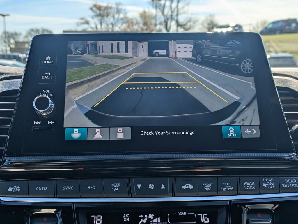 Thumbnail: 2025 Honda Odyssey - 20