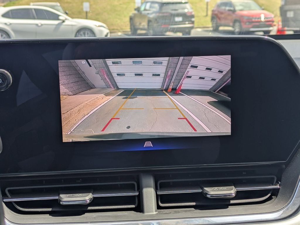 Thumbnail: 2025 Chevrolet Trax - 19