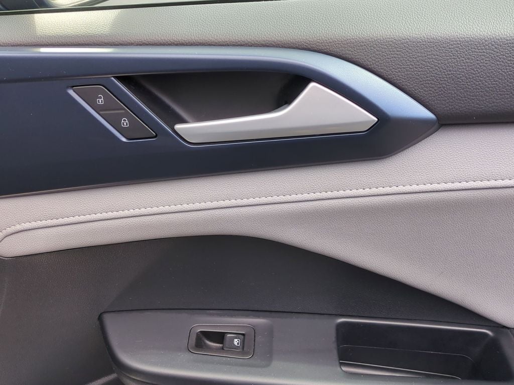 Thumbnail: 2024 Volkswagen Taos - 33