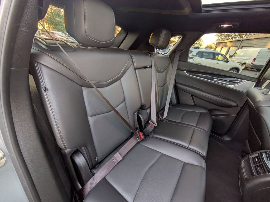 Thumbnail: 2024 Cadillac XT5 - 29