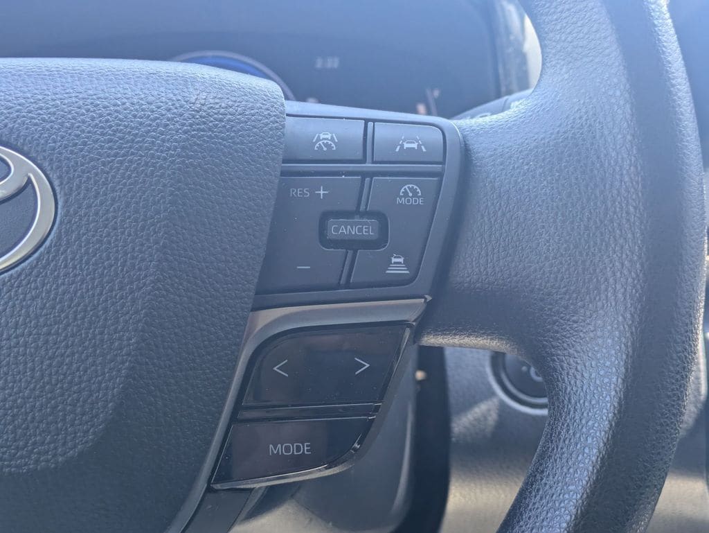 Thumbnail: 2025 Toyota Camry - 24