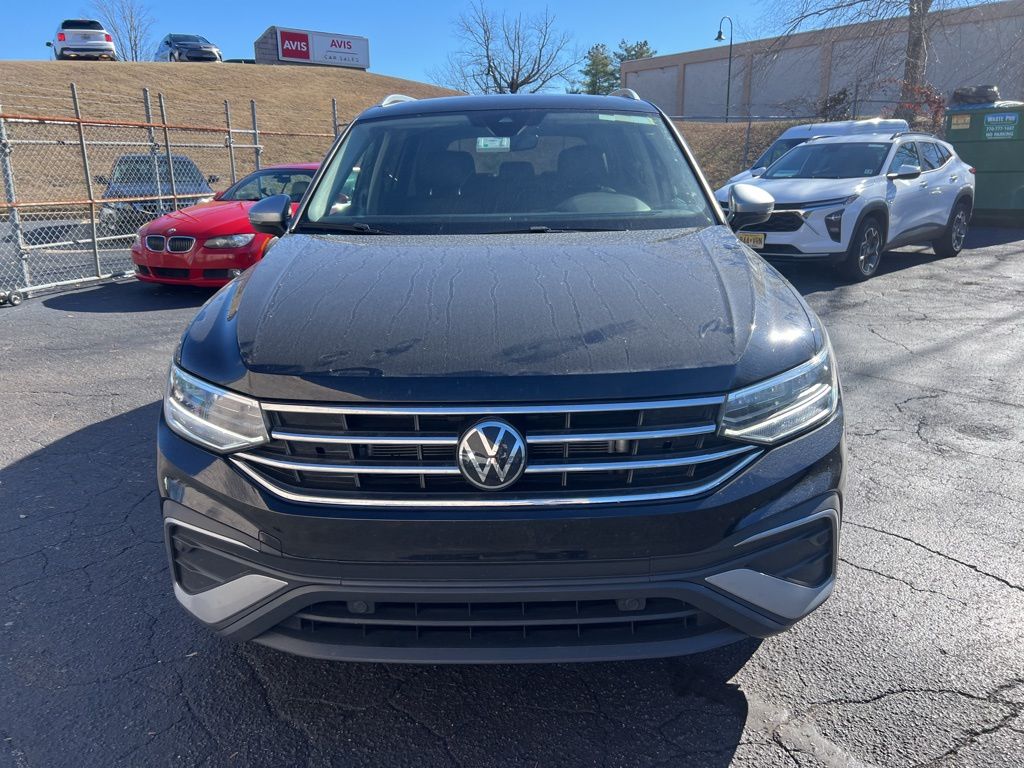 Thumbnail: 2024 Volkswagen Tiguan - 2
