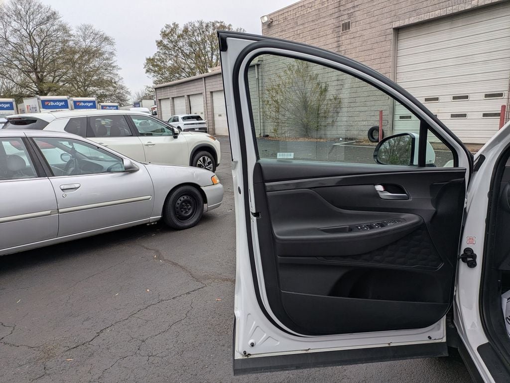 Thumbnail: 2023 Hyundai Santa Fe - 11