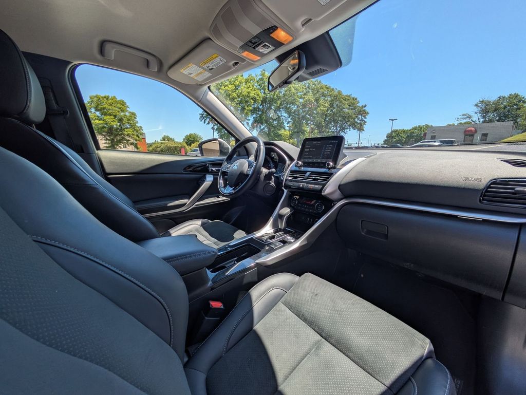 Thumbnail: 2025 Mitsubishi Eclipse Cross - 32