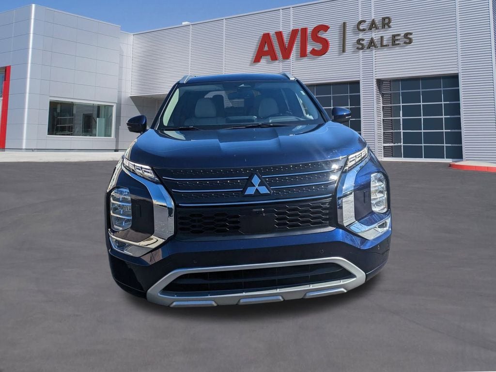 Thumbnail: 2024 Mitsubishi Outlander - 2