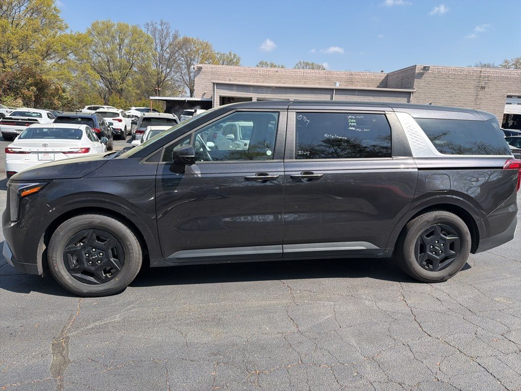 Thumbnail: 2025 Kia Carnival - 6