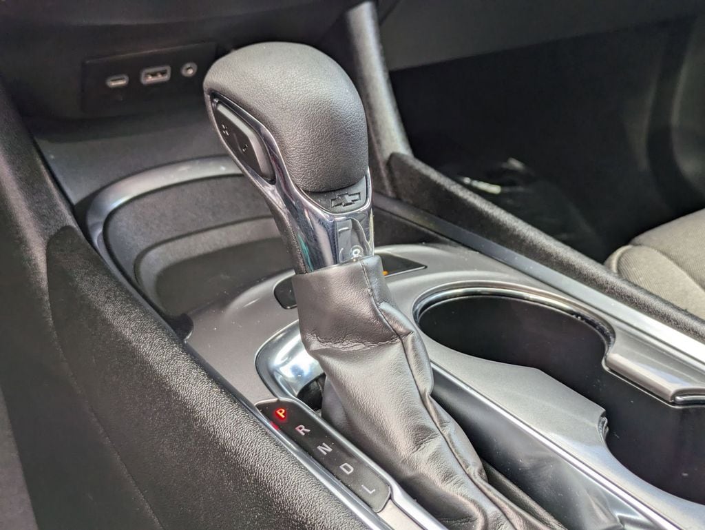 Thumbnail: 2024 Chevrolet Malibu - 22