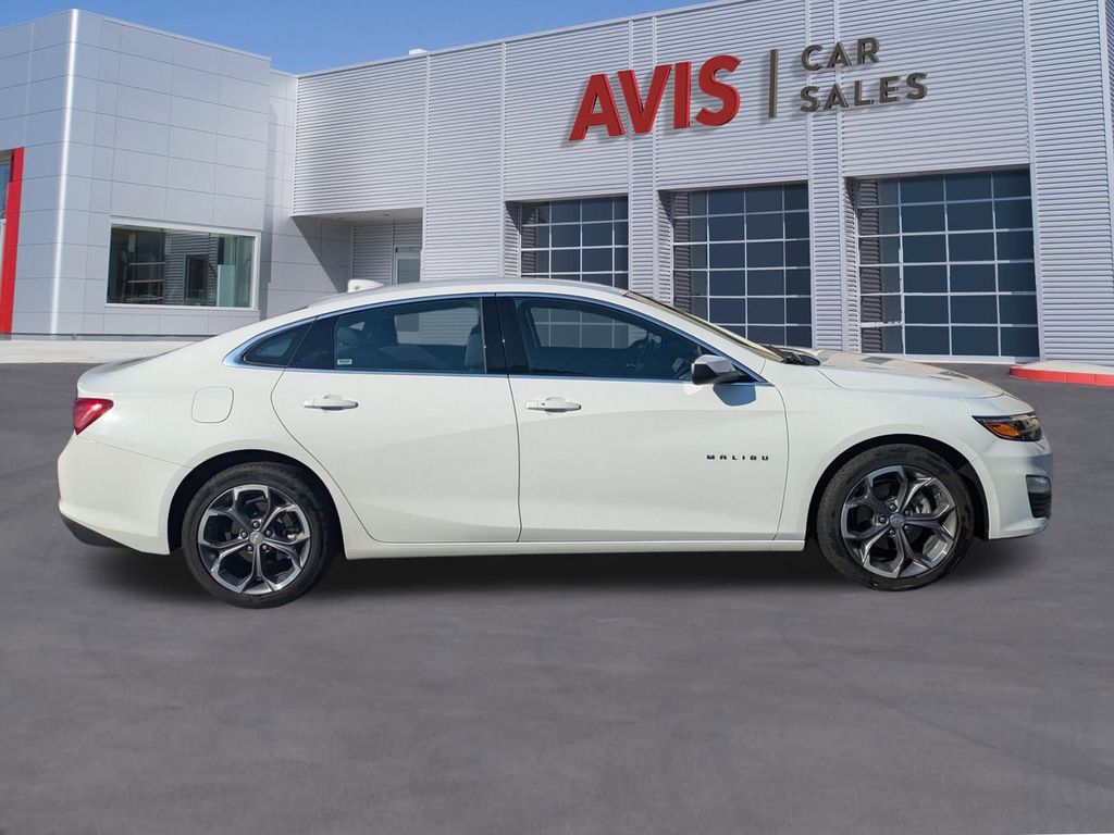 Thumbnail: 2024 Chevrolet Malibu - 5