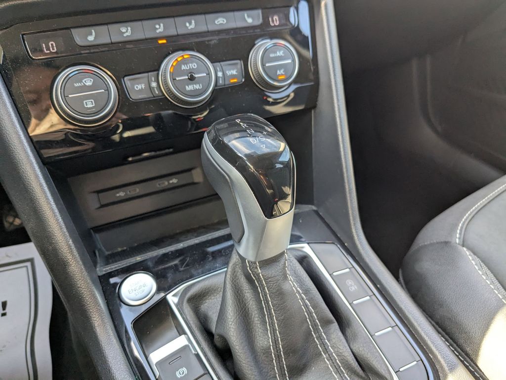 Thumbnail: 2024 Volkswagen Taos - 18