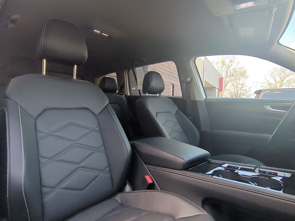 Thumbnail: 2025 Volkswagen Atlas - 31
