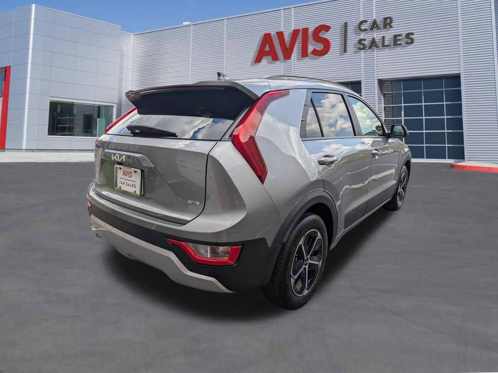 Thumbnail: 2025 Kia Niro - 6
