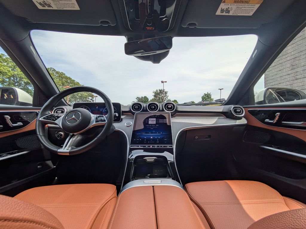 Thumbnail: 2025 Mercedes-Benz C-Class - 25