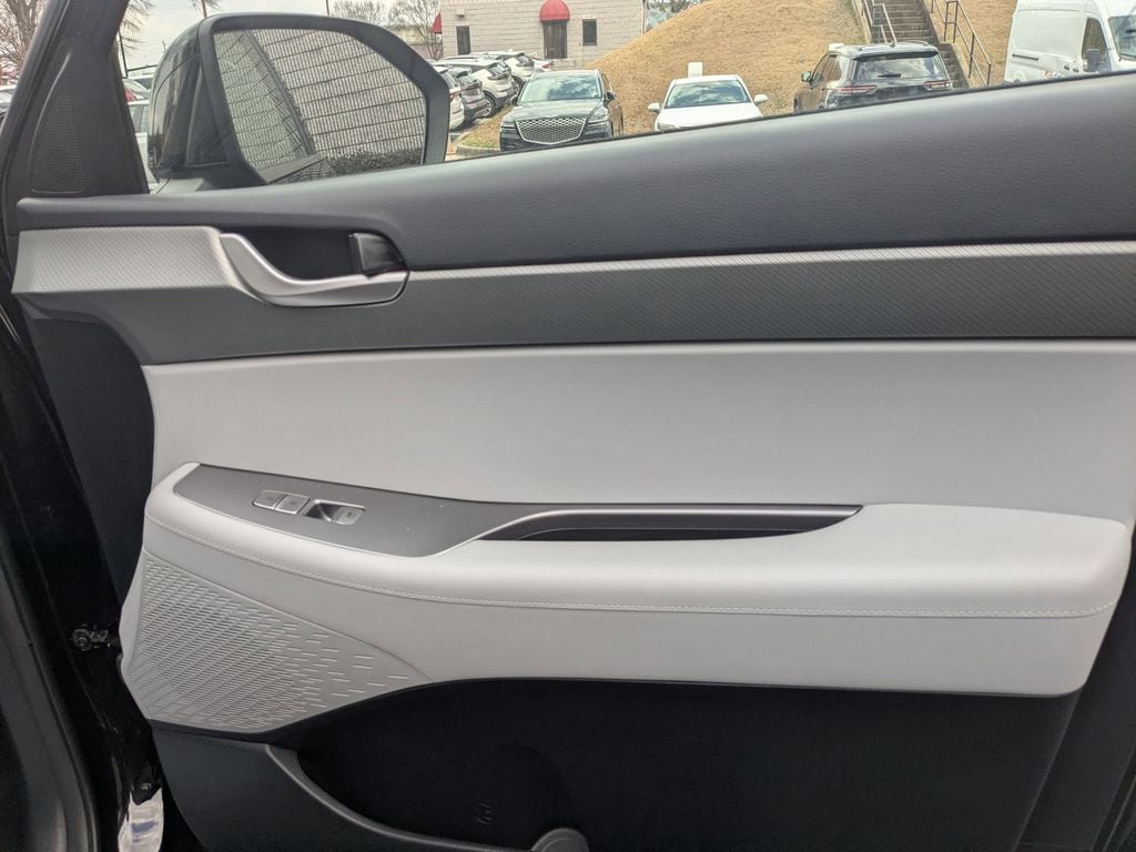 Thumbnail: 2025 Hyundai Palisade - 32