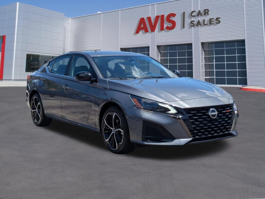 Thumbnail: 2025 Nissan Altima - 3