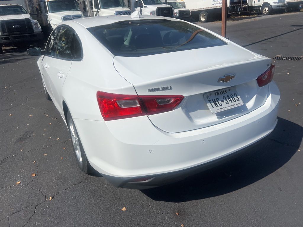 Thumbnail: 2024 Chevrolet Malibu - 10