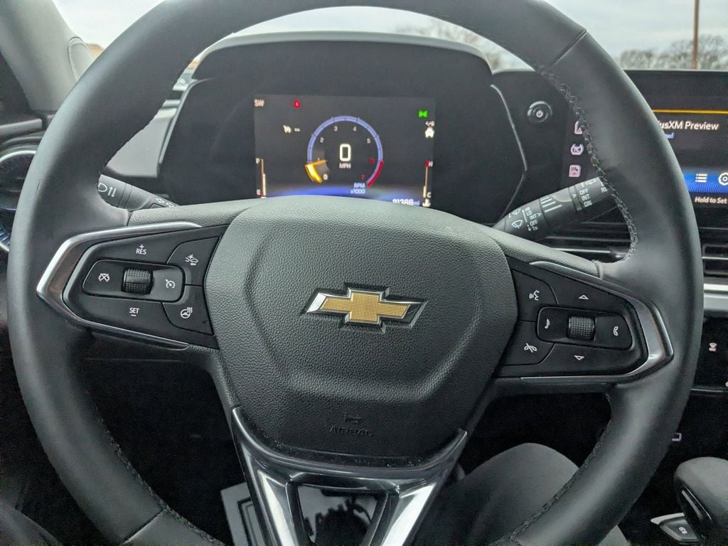 Thumbnail: 2025 Chevrolet Trax - 17