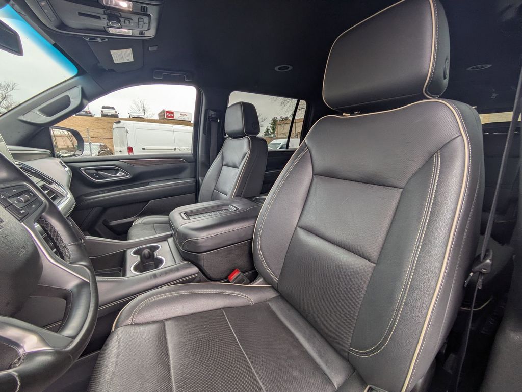 Thumbnail: 2023 Chevrolet Suburban - 24