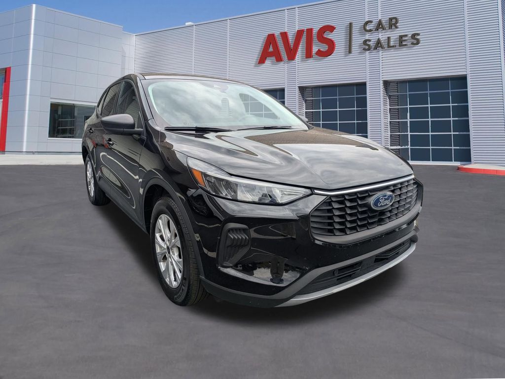 Thumbnail: 2025 Ford Escape - 3