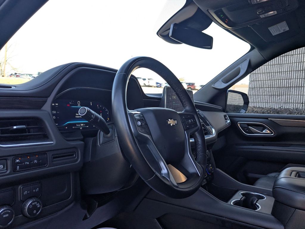 Thumbnail: 2024 Chevrolet Tahoe - 11