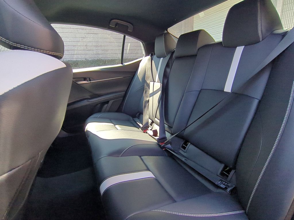 Thumbnail: 2025 Toyota Camry - 28