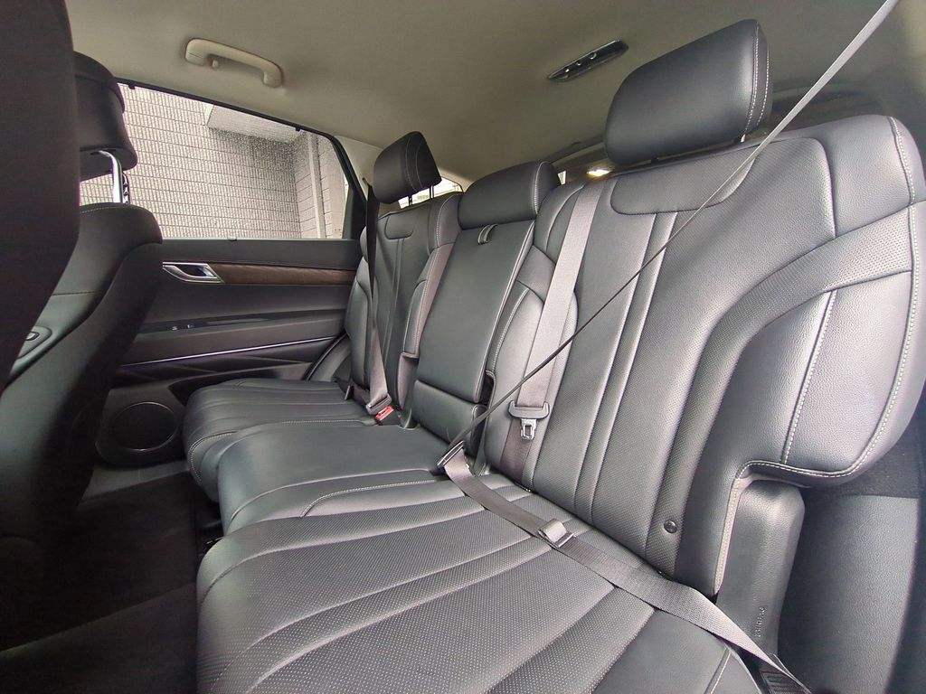 Thumbnail: 2024 Genesis GV80 - 28