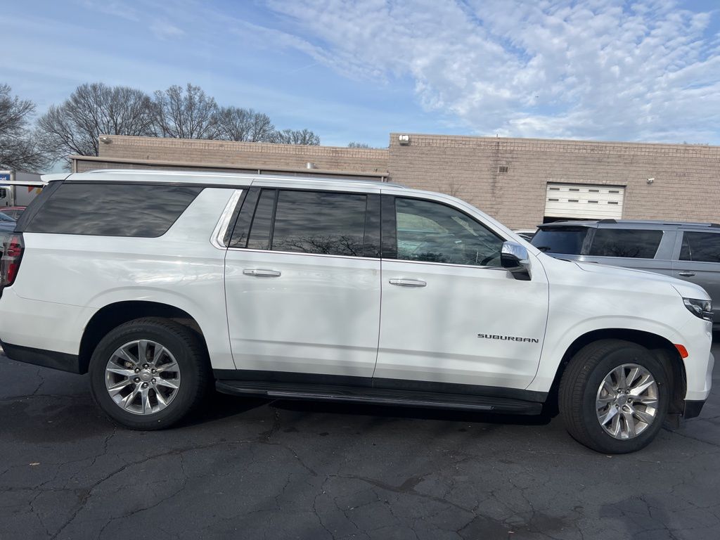 Thumbnail: 2023 Chevrolet Suburban - 6