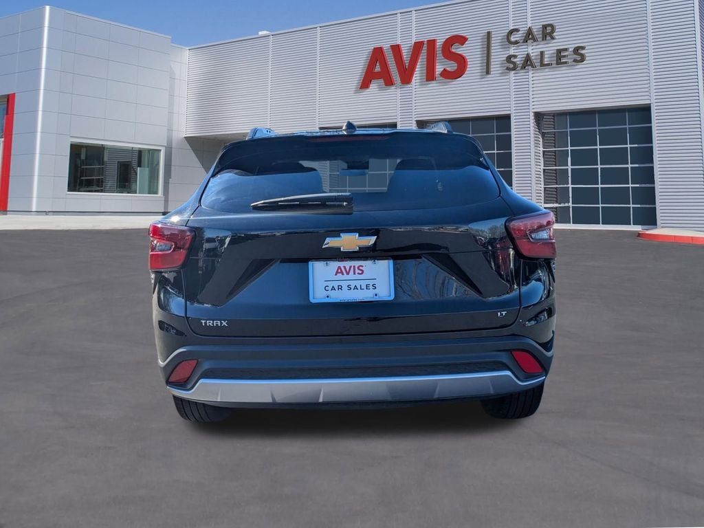 Thumbnail: 2024 Chevrolet Trax - 6