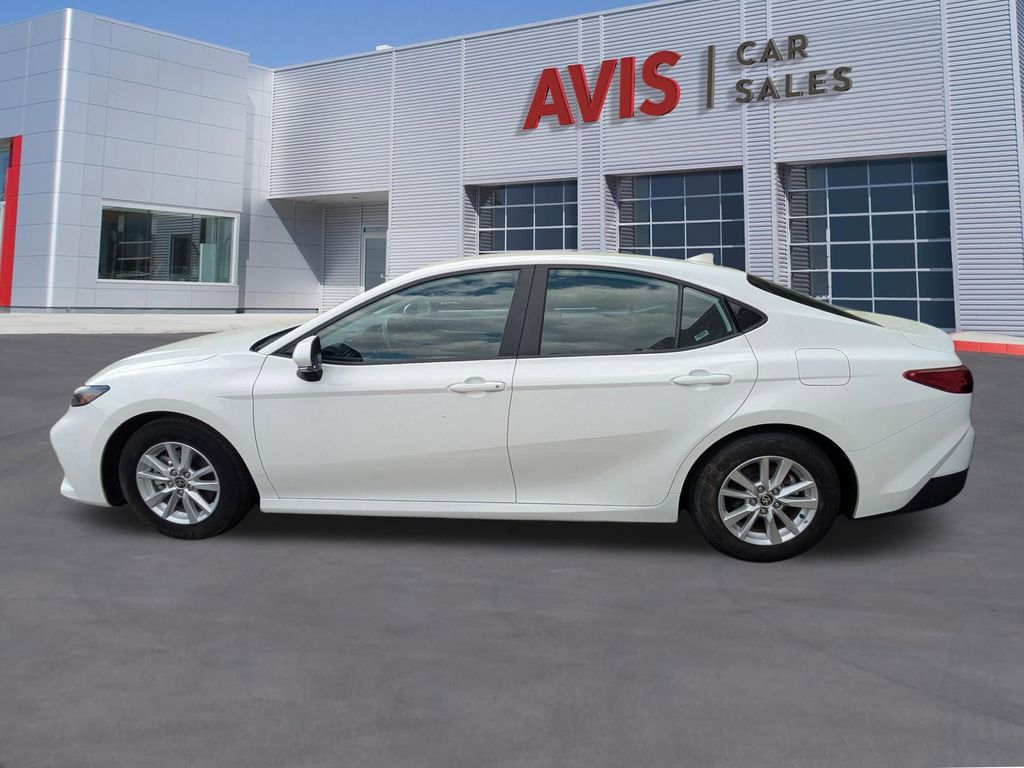 Thumbnail: 2025 Toyota Camry - 10