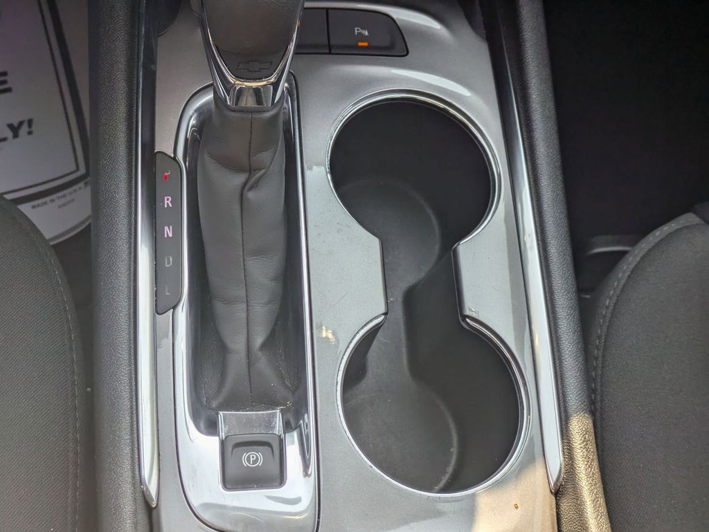 Thumbnail: 2024 Chevrolet Malibu - 22