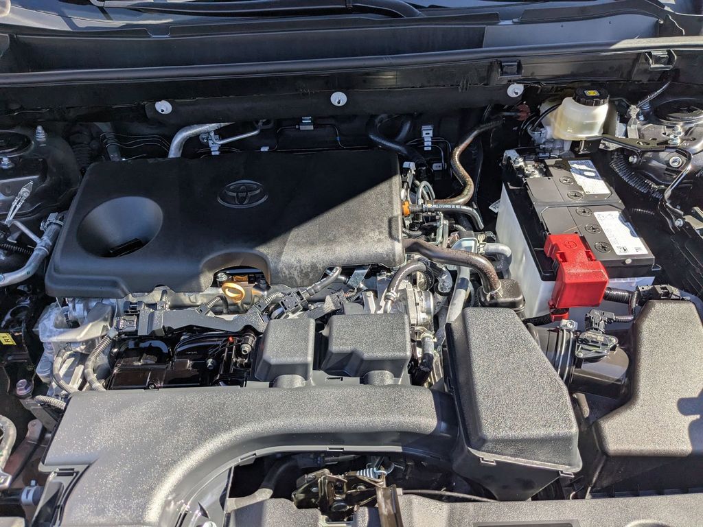 Thumbnail: 2025 Toyota RAV4 - 33