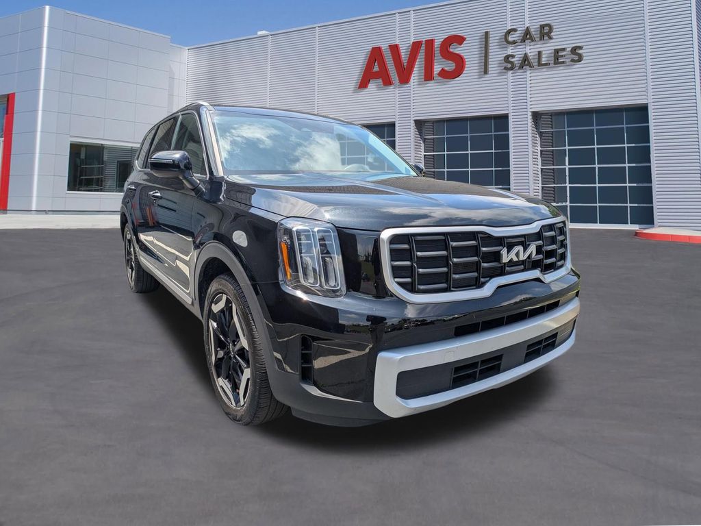 Thumbnail: 2025 Kia Telluride - 3
