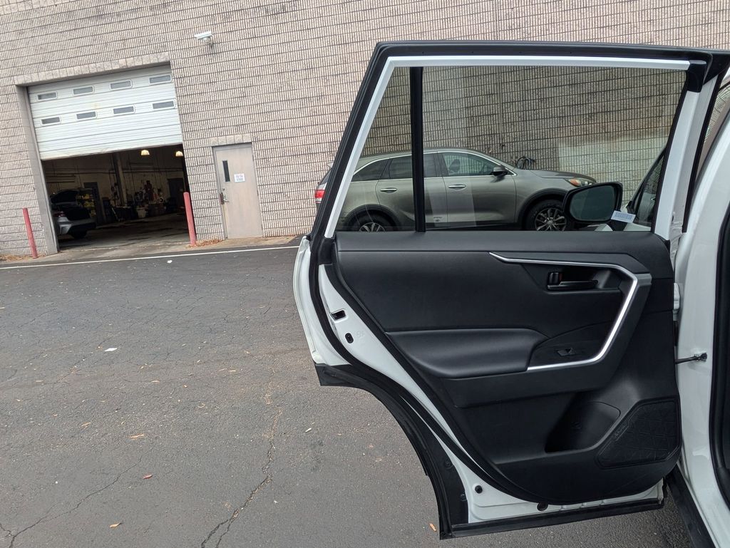 Thumbnail: 2024 Toyota RAV4 - 24