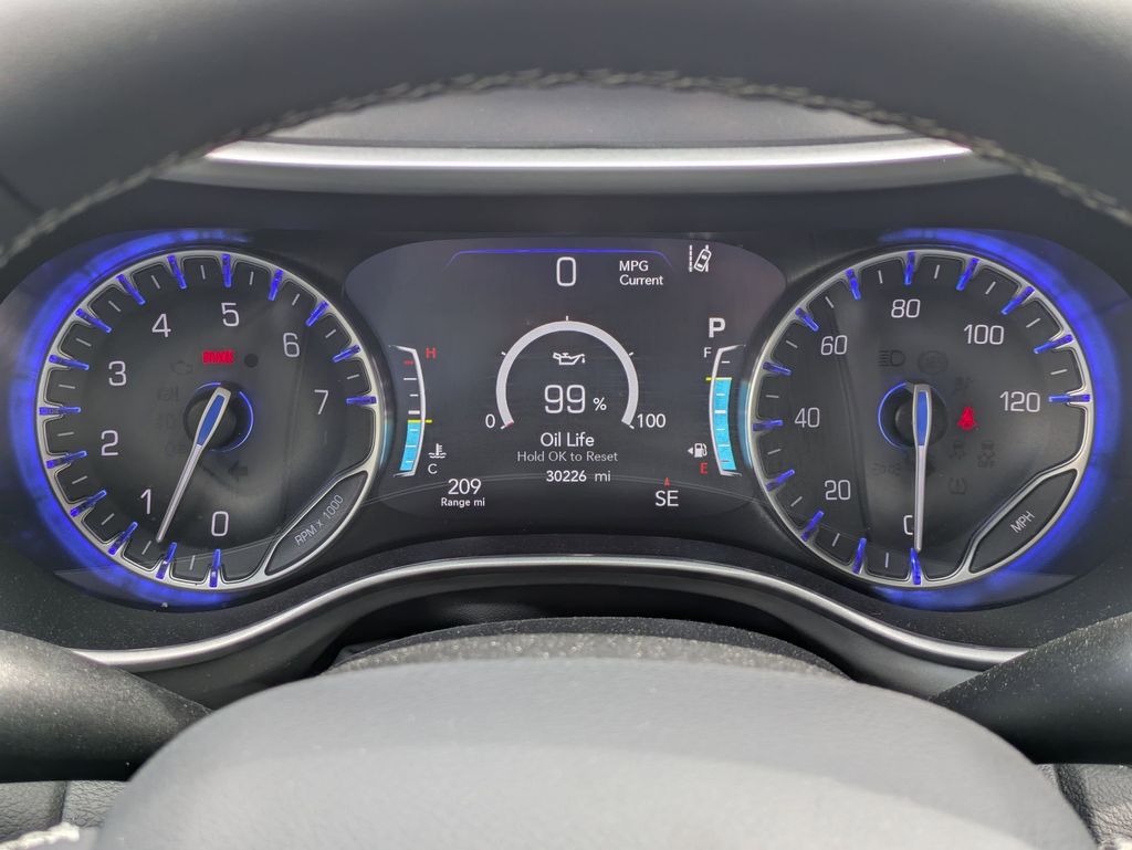 Thumbnail: 2025 Chrysler Pacifica - 16