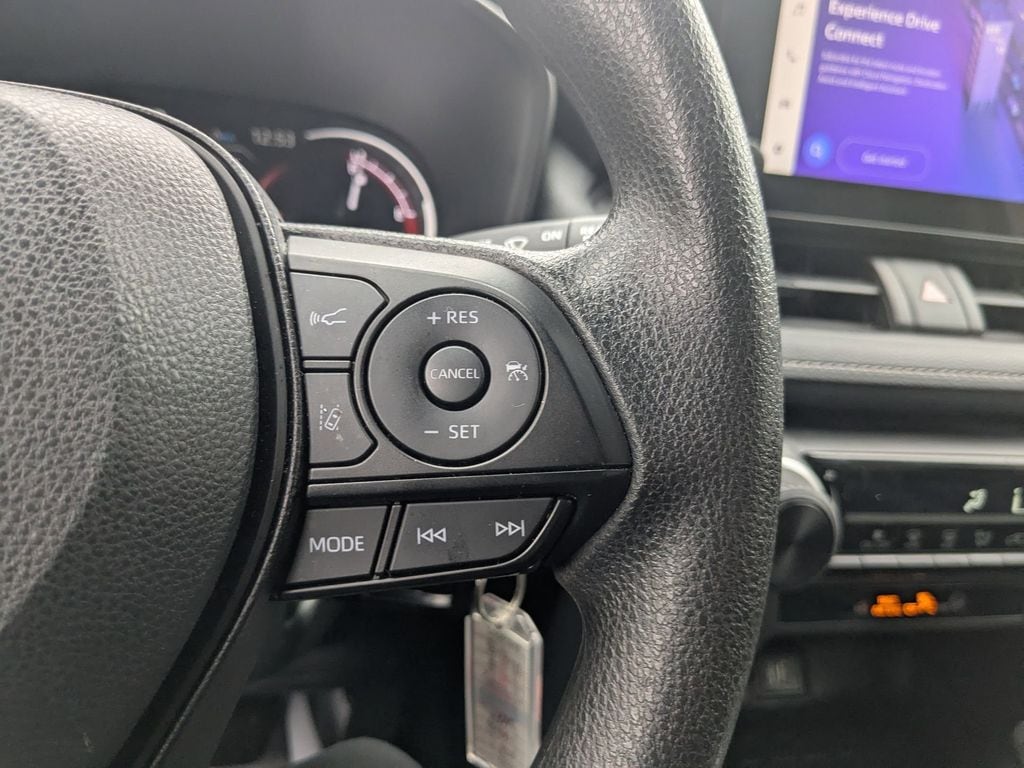 Thumbnail: 2025 Toyota RAV4 - 22