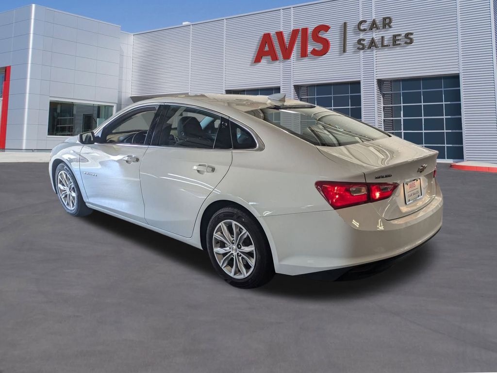 Thumbnail: 2023 Chevrolet Malibu - 9