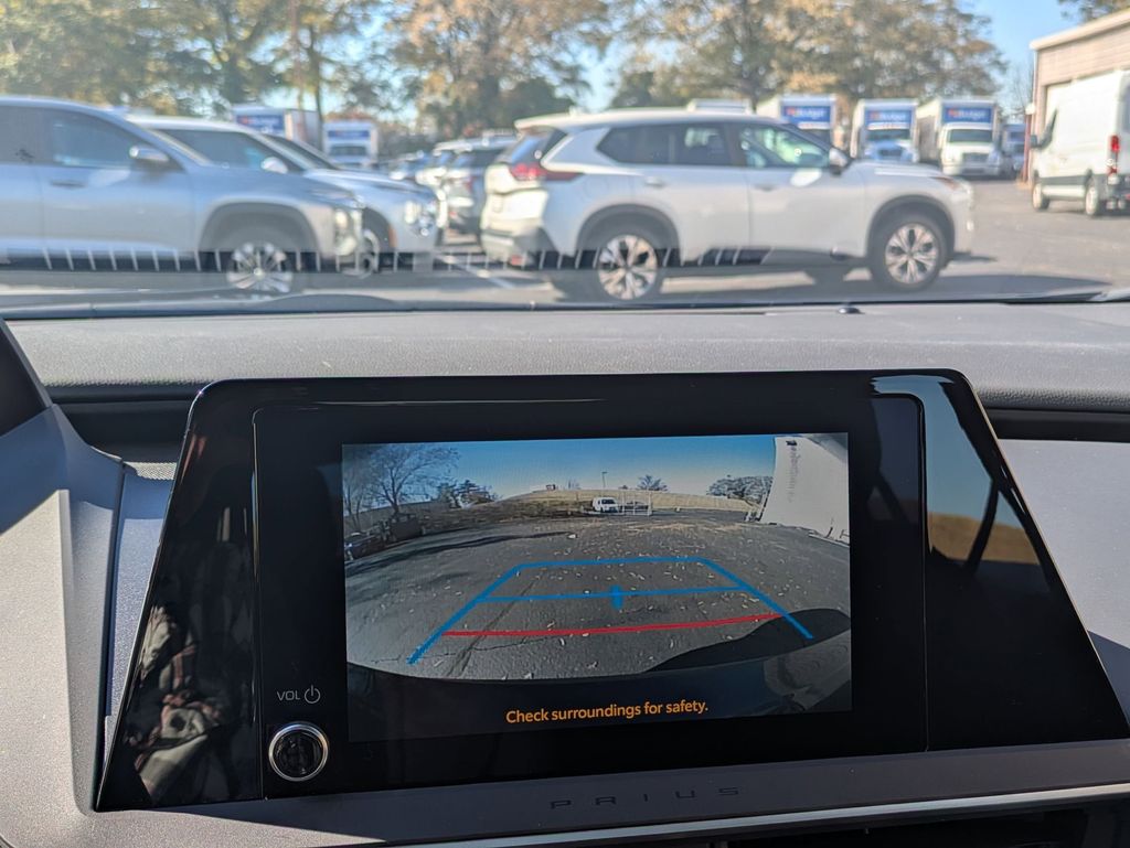 Thumbnail: 2025 Toyota Prius - 23